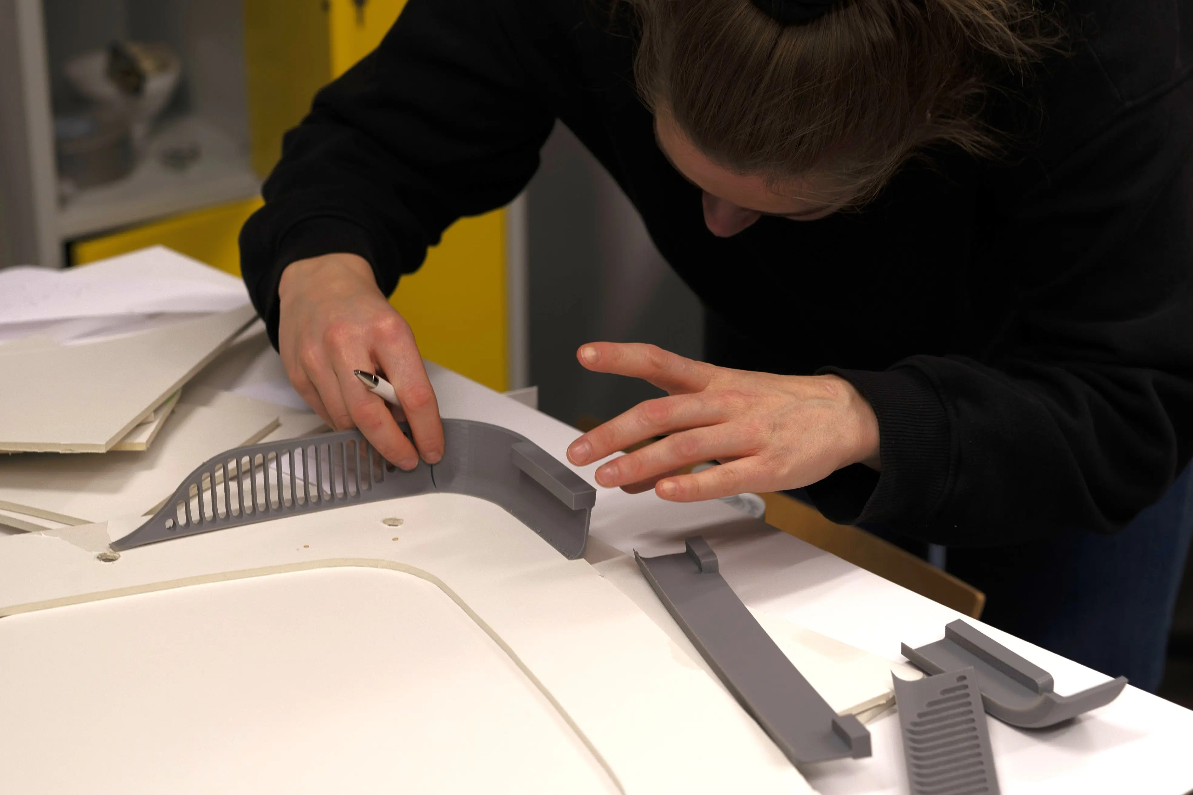 Exploded view of adapter